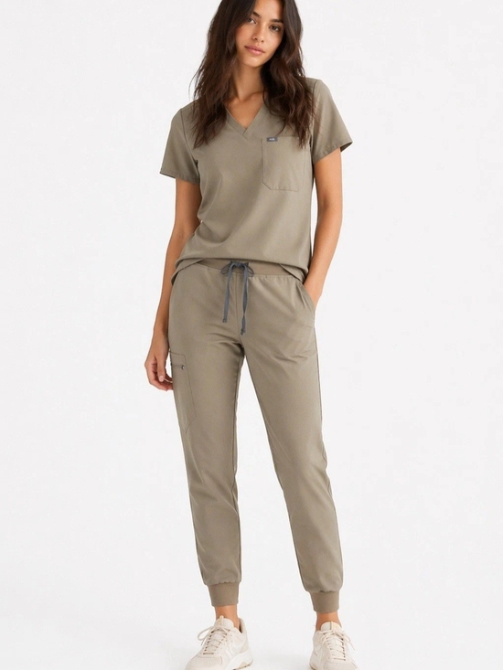 Figs Pants - FIGS Set Zamora Jogger & Catarina Scrub Latte Limited Edition